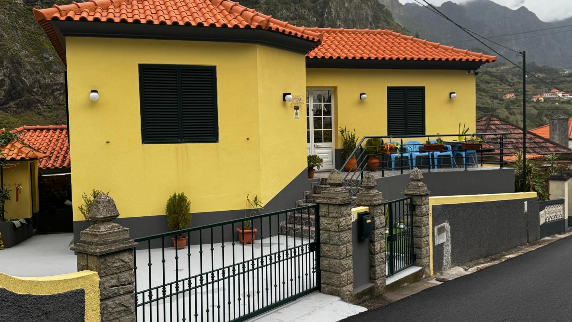 Terra Cha Cottage,Feel Home, Сан-Висенти Экстерьер фото
